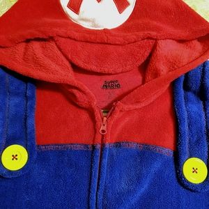 Super Mario costume/pajamas